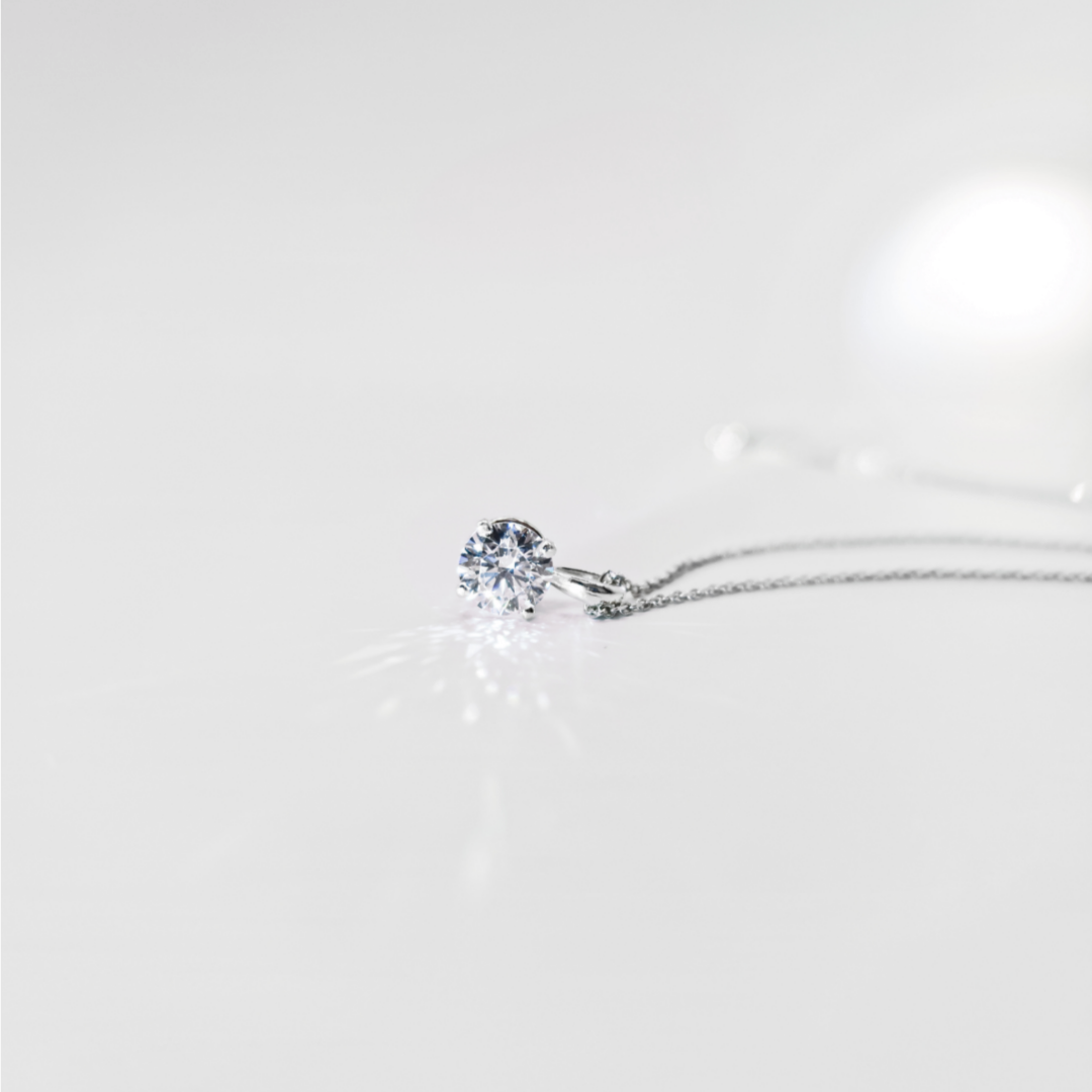 14K white gold diamond necklace "Aurelia"
